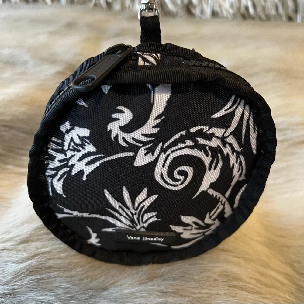 New VERA BRADLEY Glass Vines Lighten Up Two-Pack Collapsible Travel Pet Bowls